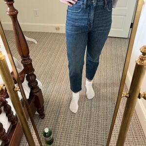 Size 28 madewell straight ankle Jean in excellent condition